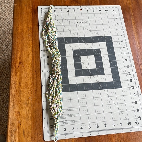 Vintage 80s style micro beaded multi strand necklace - Picture 4 of 4